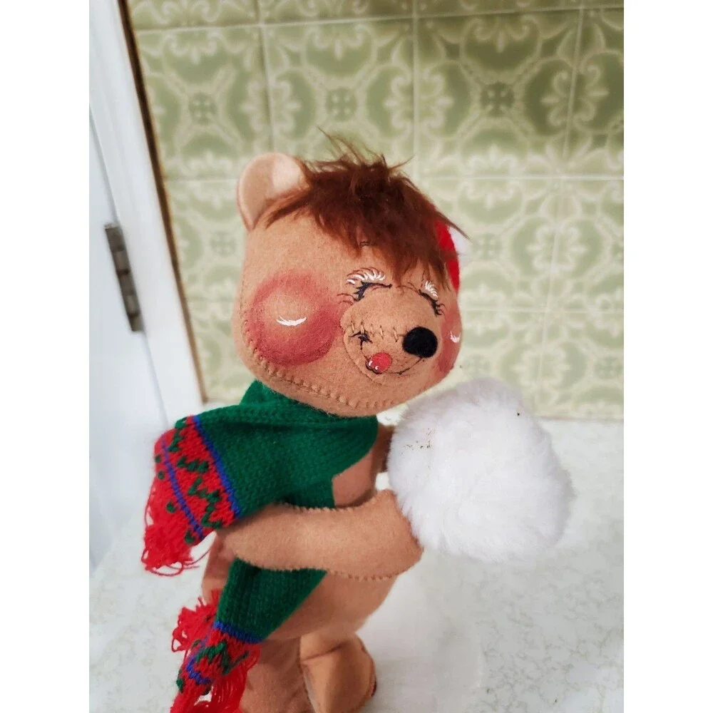 Annalee Mobilitee 1984 Brown Bear w/ Snowball Red Striped Hat Green Scarf 11